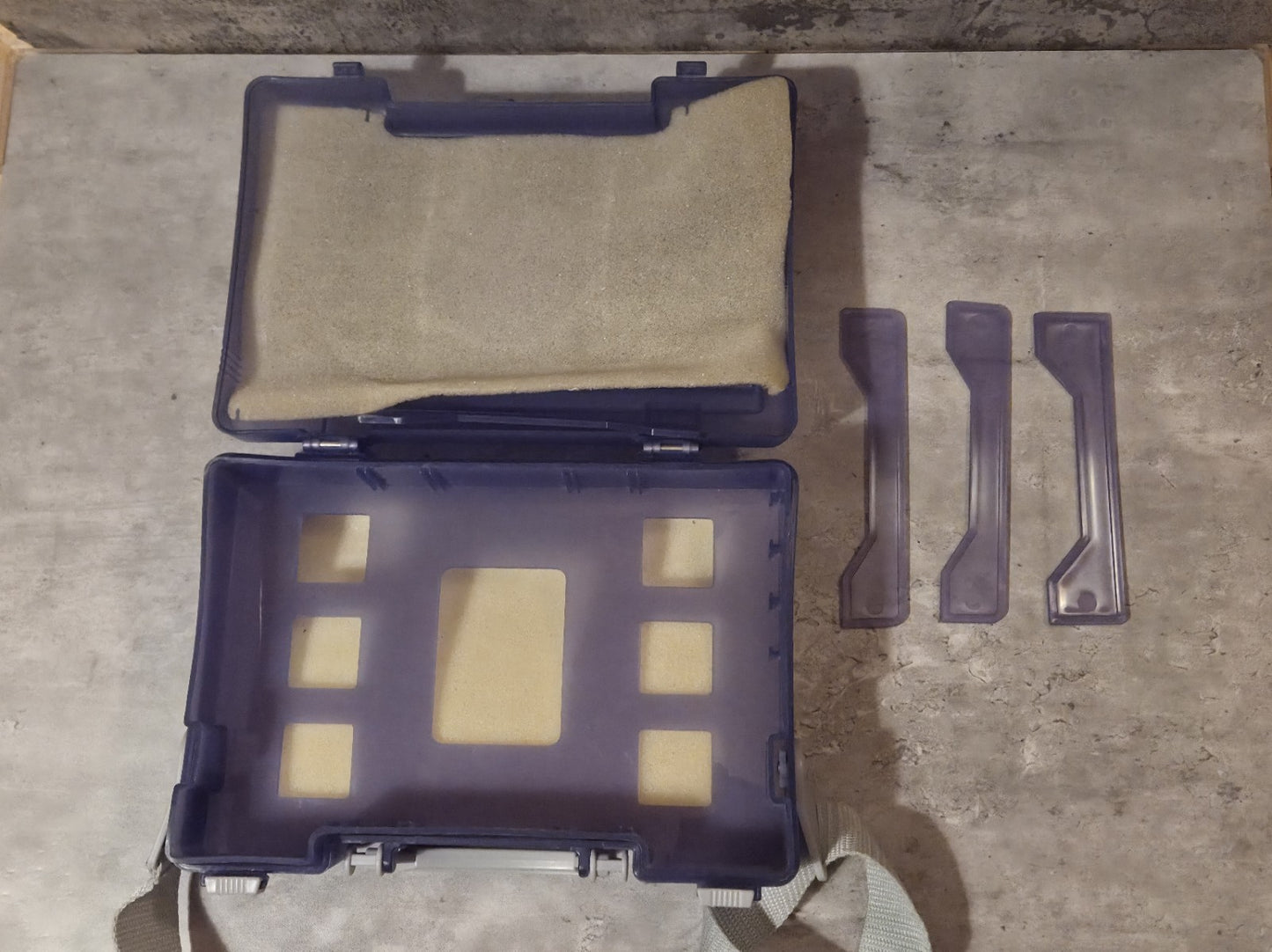 Game Boy Advance  & ColorKoffer Case StrongBox 