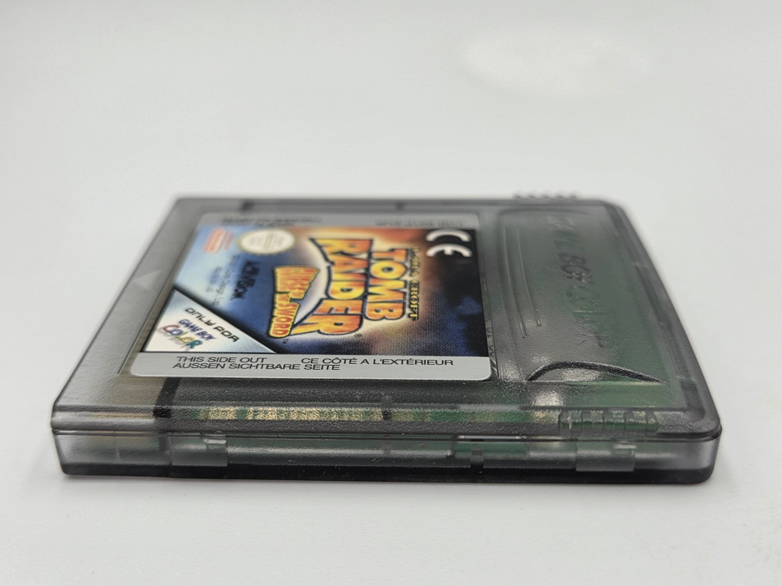 Nintendo Game Boy Color Lara Croft Tomb Raider Curse of the Sword EUR Modul