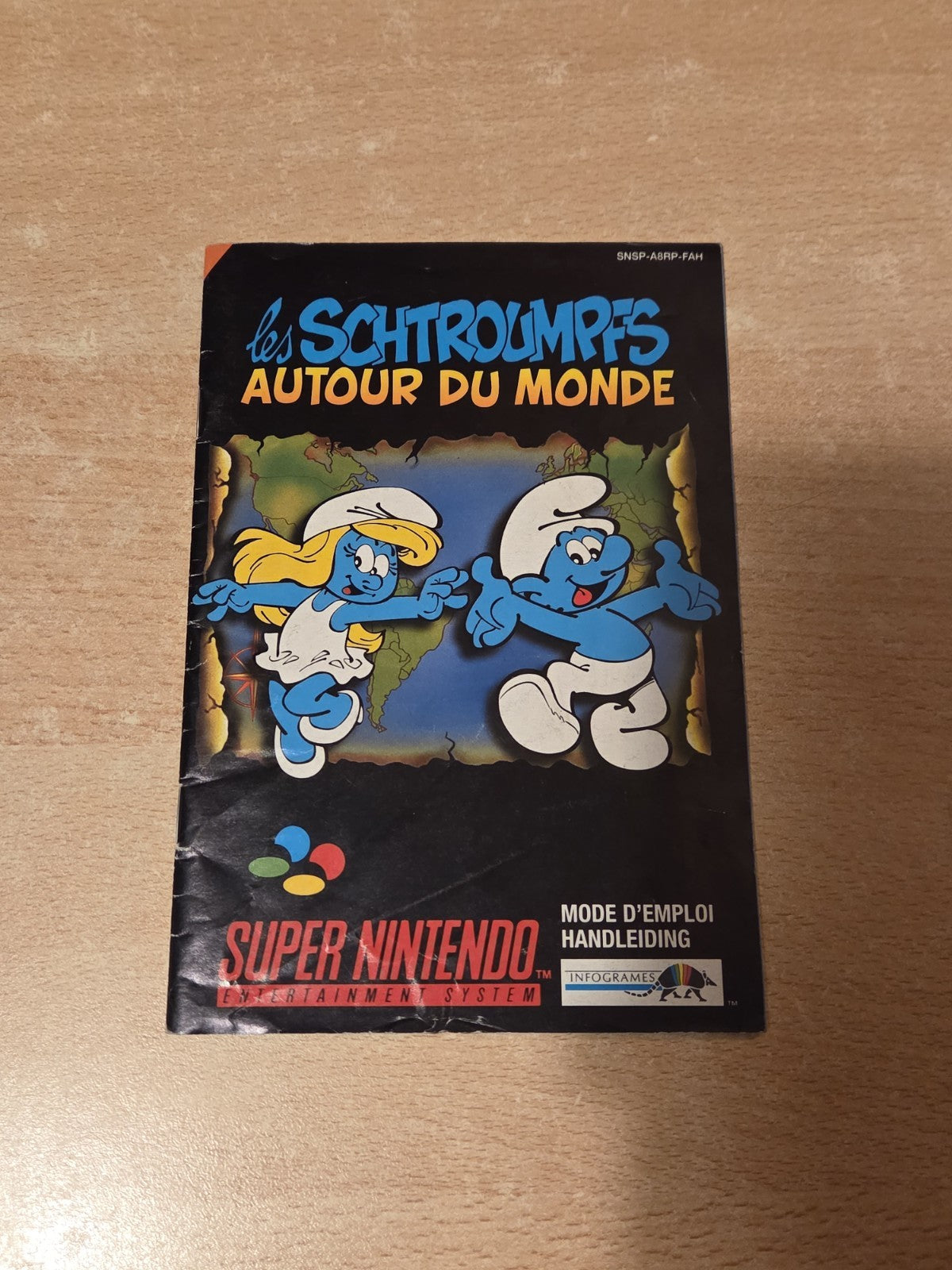 SNES Super Nintendo Schtroumpfs Autour Du Monde Instruction Booklet FAH