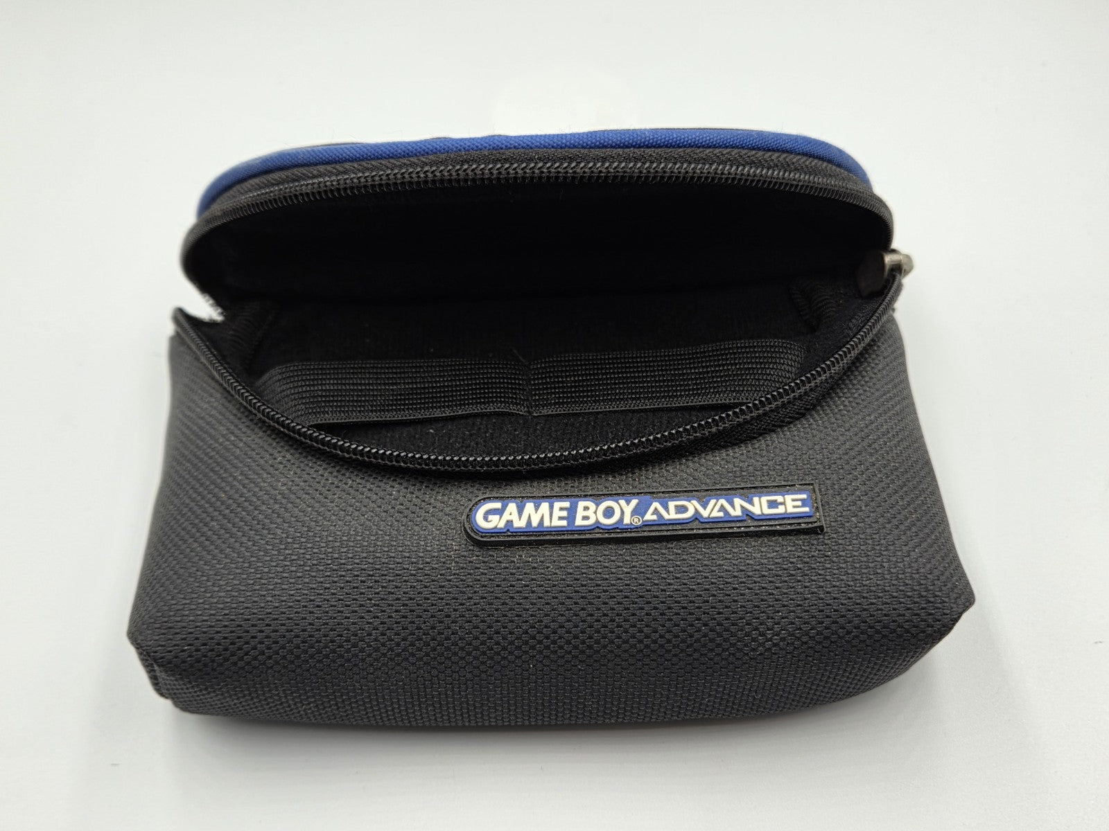 Game Boy Advance  Tasche Bag Black Schwarz