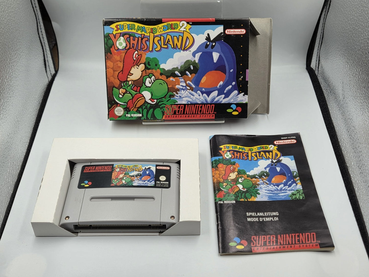 SNES Super Nintendo Super Mario World 2: Yoshi's Island mit OVP + Anleitung FRG