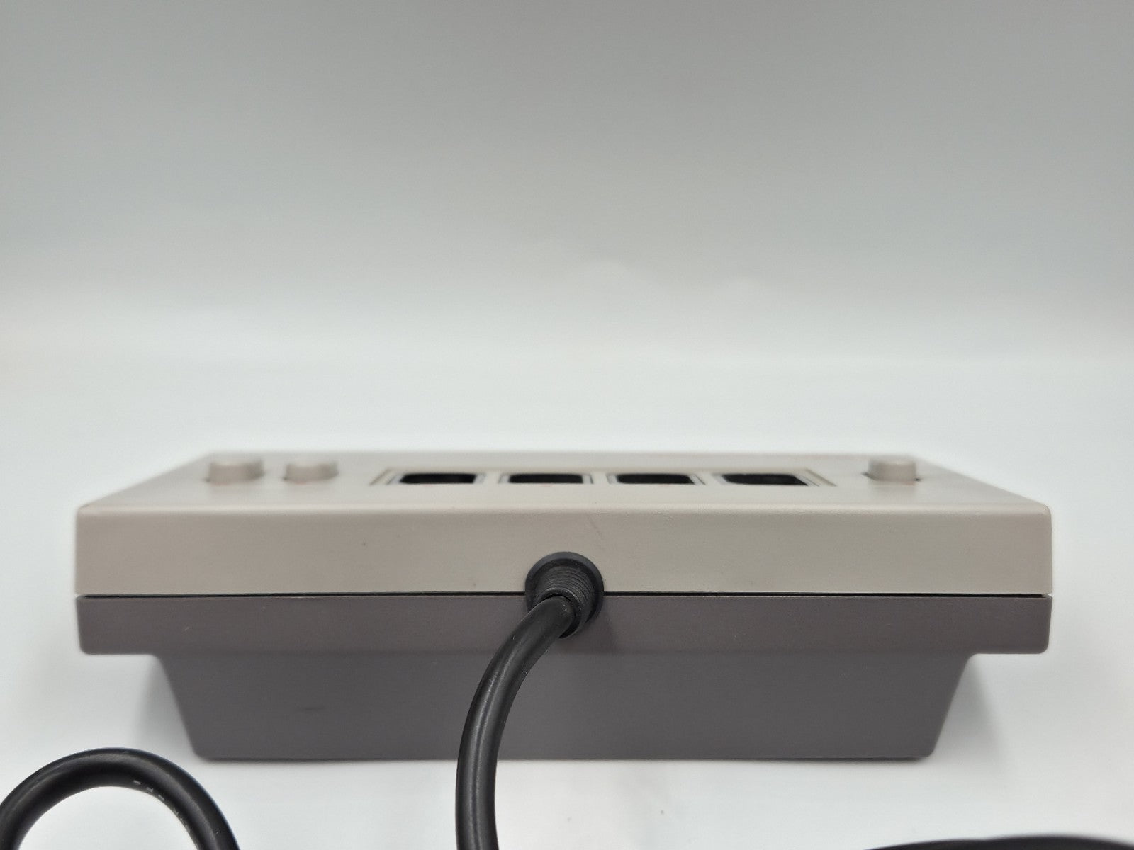 Nintendo NES Four Score Adapter Model NO: NESE-034 1990 Nintendo