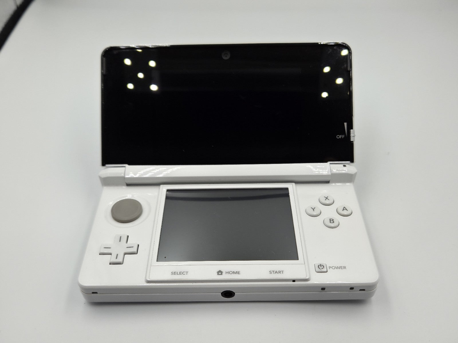 Nintendo 3DS Konsole Console Weiß White mit Ladekabel