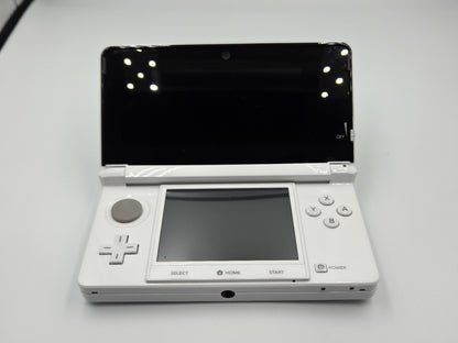 Nintendo 3DS Konsole Console Weiß White mit Ladekabel