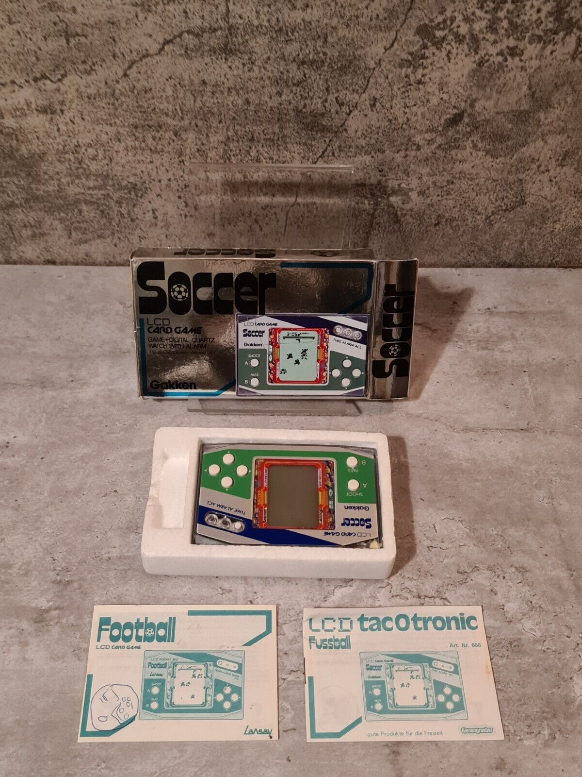 LCD Card Game Soccer Gakken OVP - T-Retro-Games 