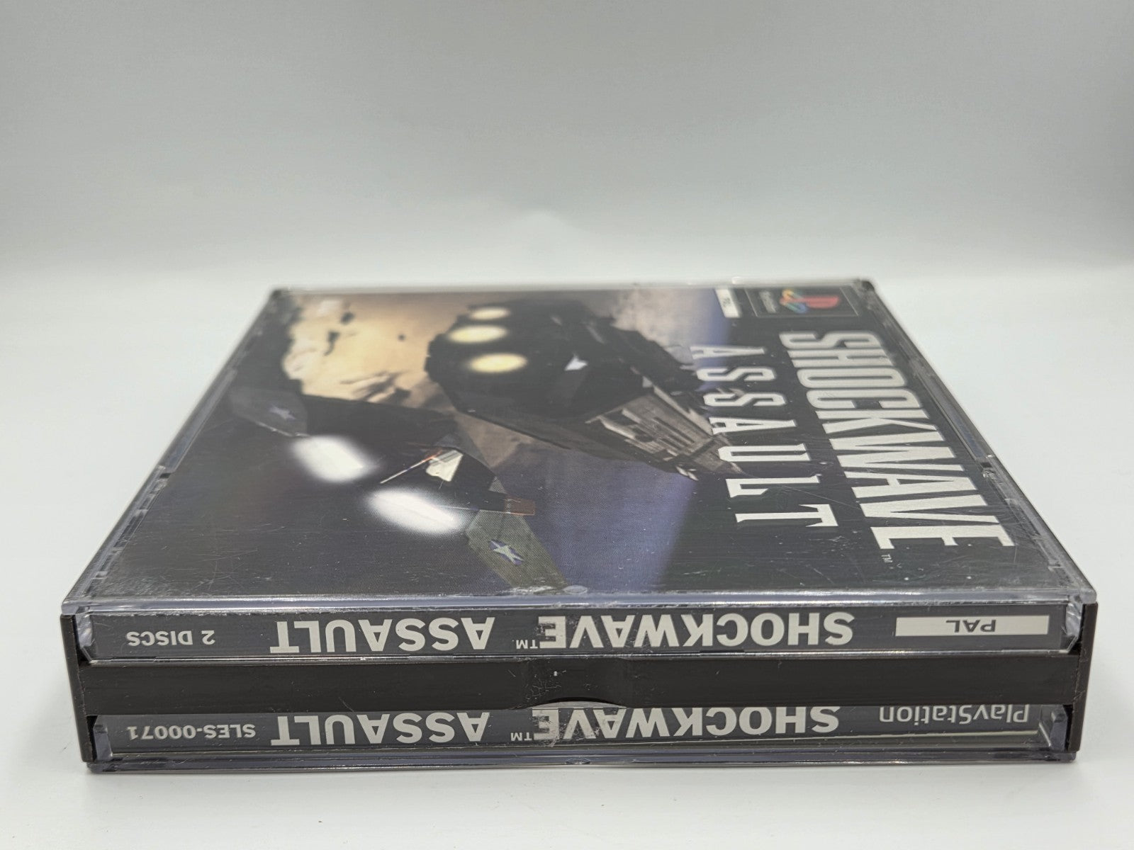 PS1 Playstation 1 Shockwave Assault mit OVP und Anleitung Multilingual 2 Discs - T-Retro-Games 