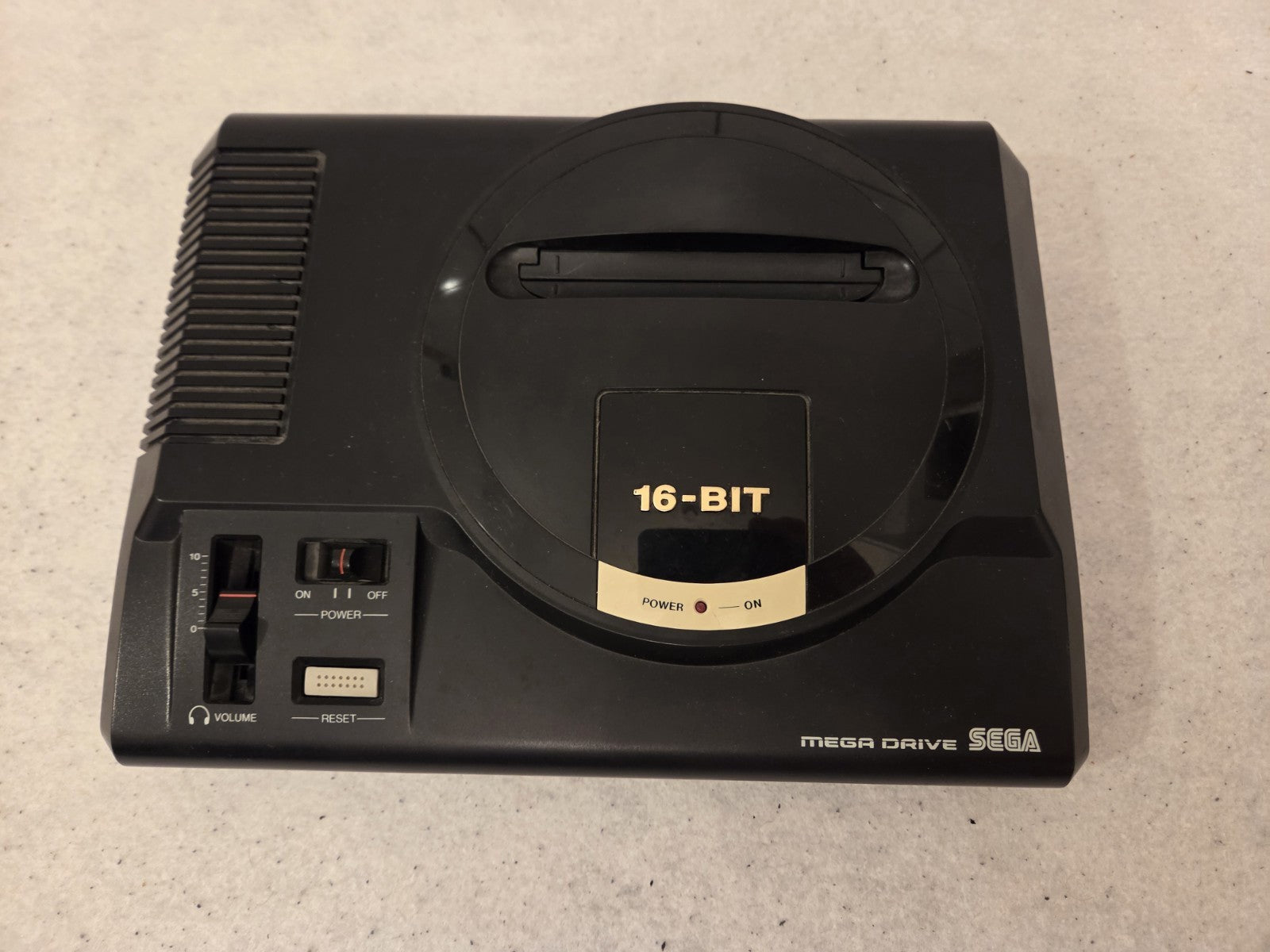 Sega Mega Drive Magnum Set Konsole Console OVP - T-Retro-Games 