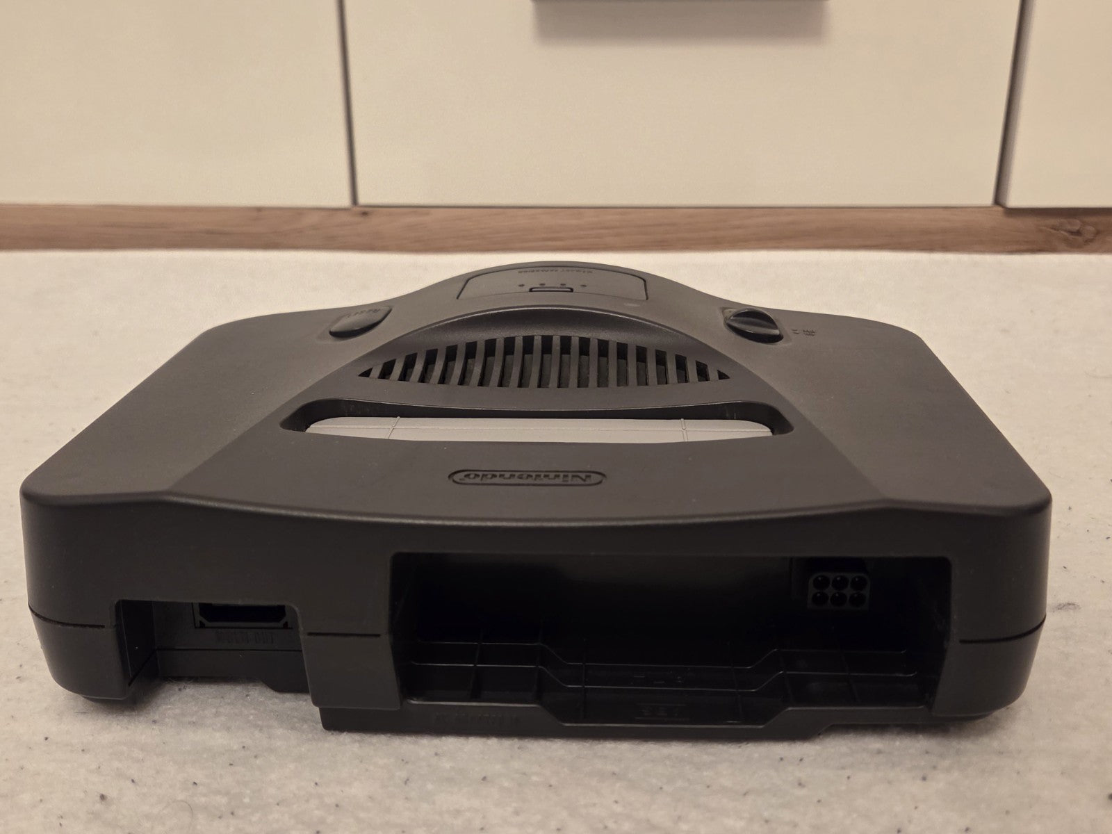 Nintendo 64 N64 Konsole Console Schwarz + Controller + Kabel mit Jumper Pak - T-Retro-Games 