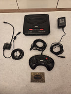 Sega Mega Drive II 2 Konsole Console mit Controller + Kabeln - T-Retro-Games 